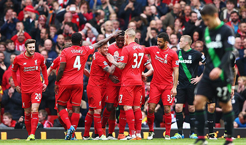 巴萨王者归来！费兰托雷斯帽子戏法领衔三连胜，欧冠复仇战即将打响