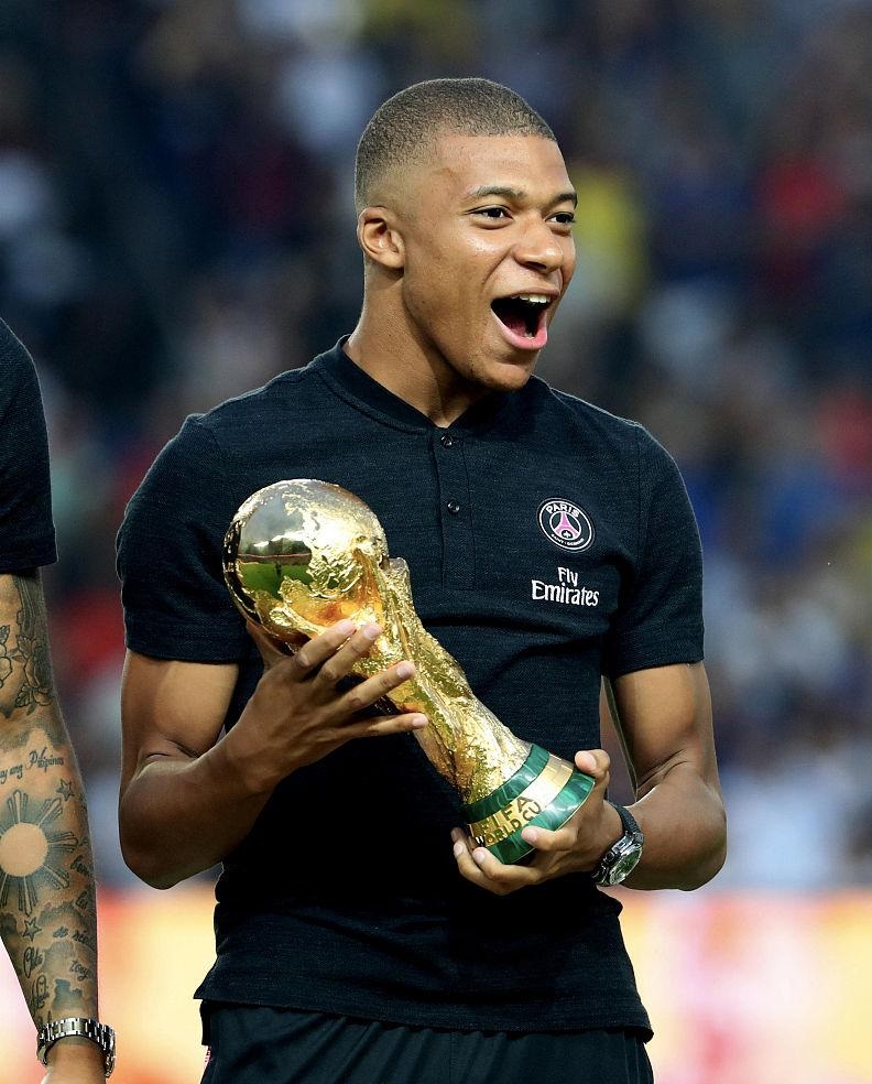 特别的缘分！瓦科与法比奥同年同月同日生，将争夺中超金靴（同年同月同日生的巧合！瓦科与法比奥将上演中超金靴之争）