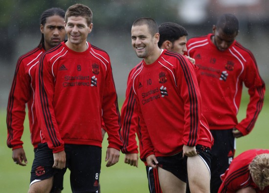 椰子：踢后卫让库普恢复信心；DV9受伤是戴维和奥蓬达的机会