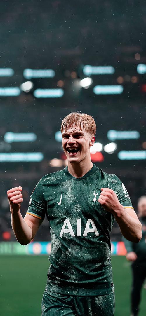 球星晒更衣室照，全队氛围太好了