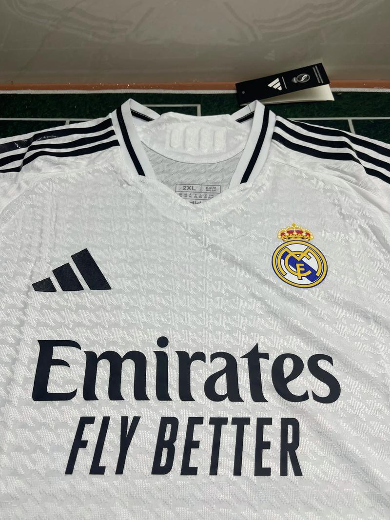 16队参与的乌兹别克斯坦超：中亚规模最大的顶级足球联赛