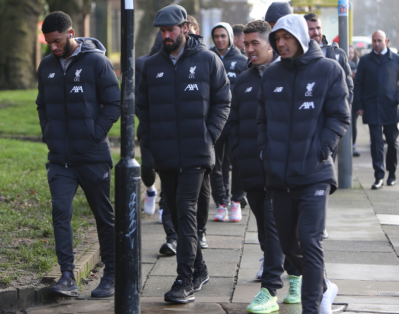 成都蓉城无缘冠军，说几句不中听的话