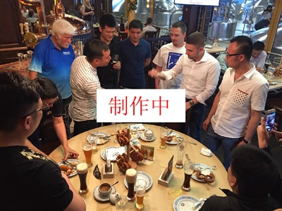 篮球湖人球员训练后心理状态良好